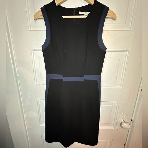 Diane Von Furstenburg Sleeveless Sheath Dress Size 4 - Picture 3 of 10
